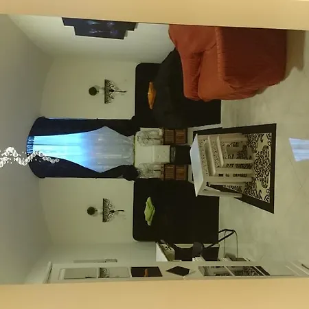 Schwabinglive Bed & Breakfast *